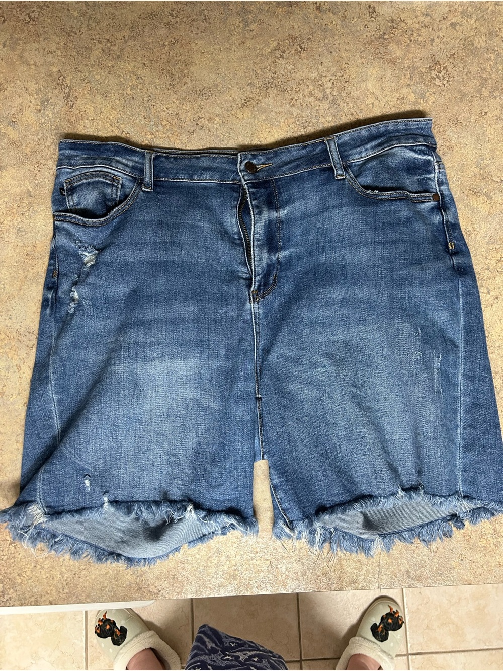 Judy Blue Women's Blue Denim Frayed Hem Shorts